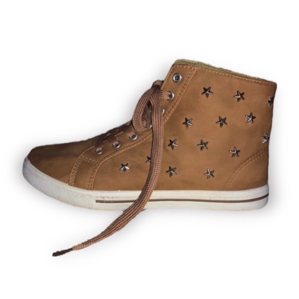 Women’s Sneakers